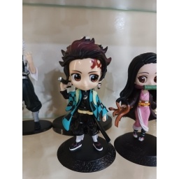 FIGURA KIMETSU NO YAIBA TANJIRO DEMON SLAYER (SIN CAJA)